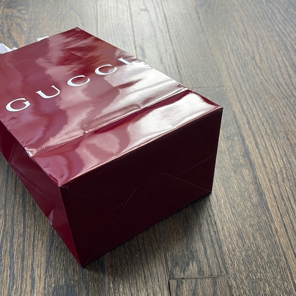 New Gucci Maroon Shopping Bag with White Handles - Picture 6 of 6
